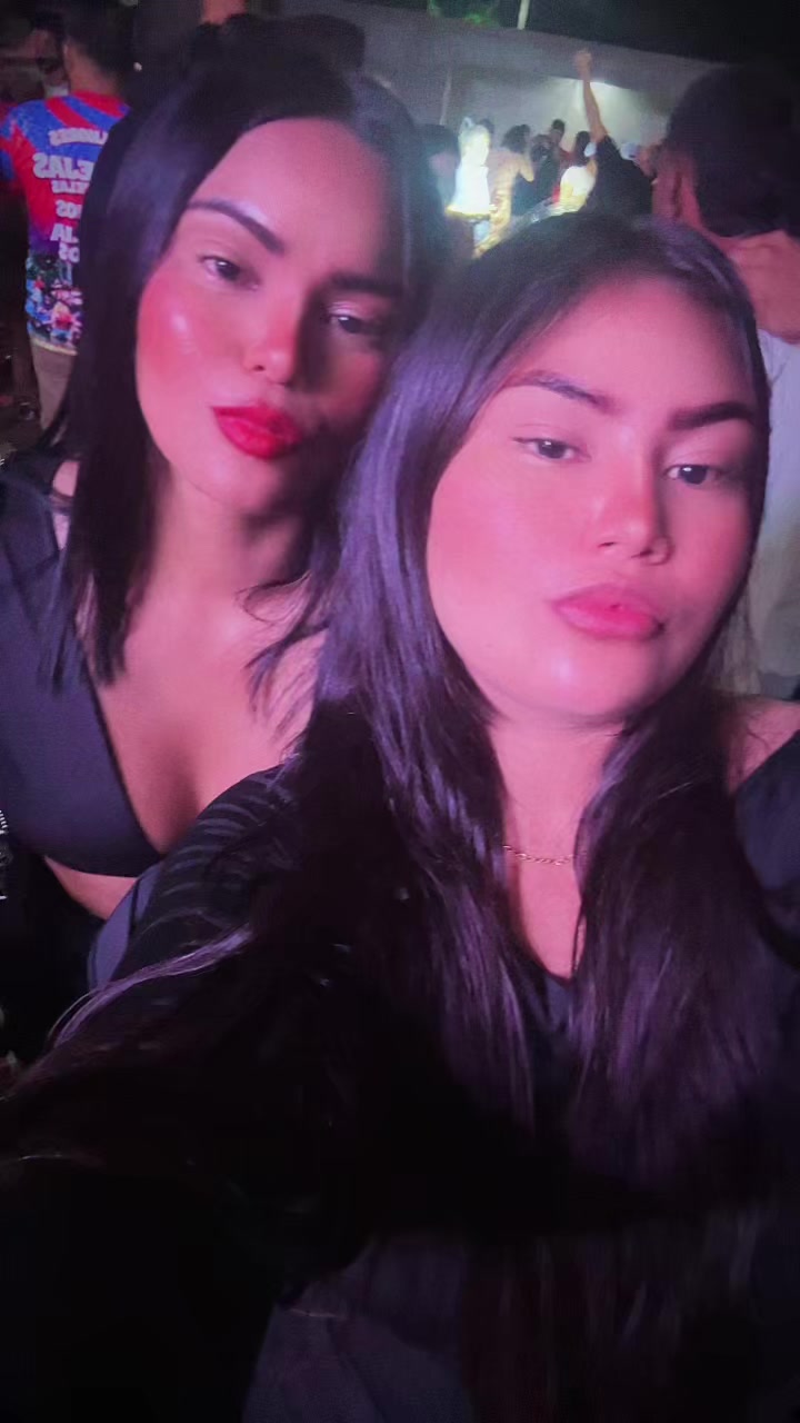 @crysfreitax