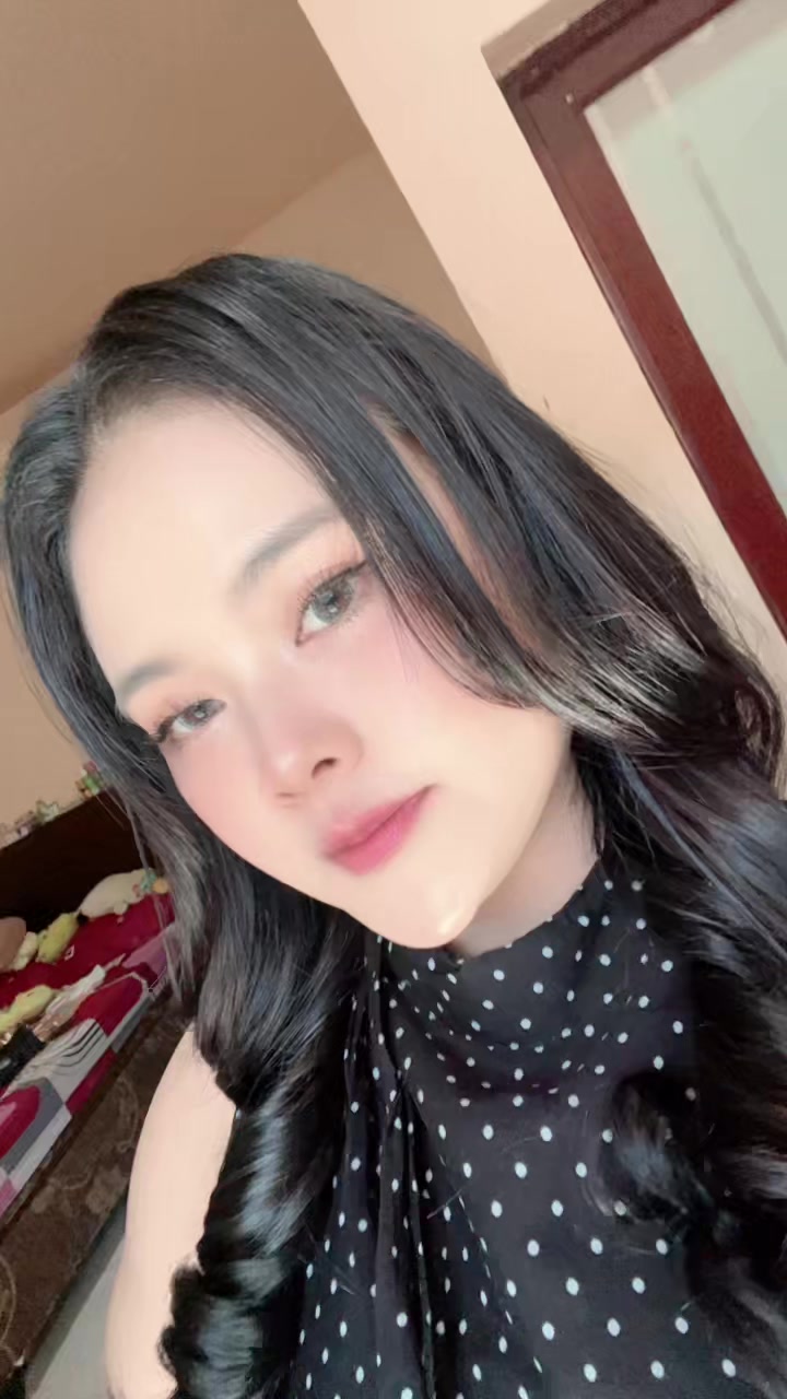 @Anggunamelya27