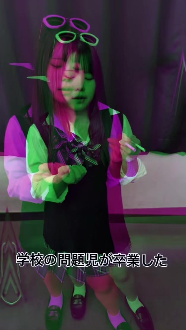 @哀
