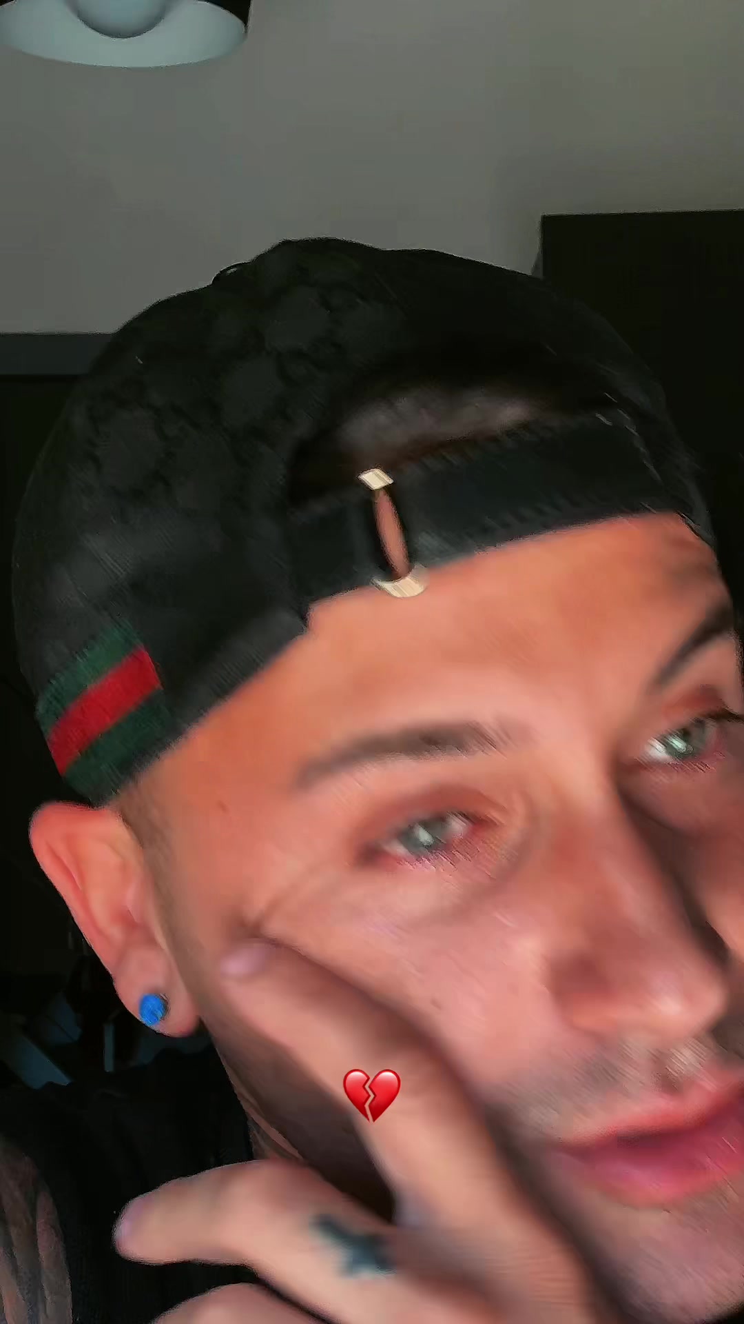 @Simoncino💔