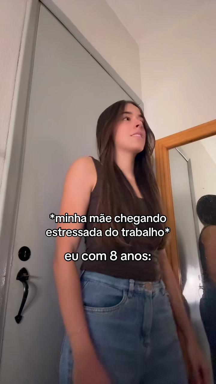 @Julia Andrade