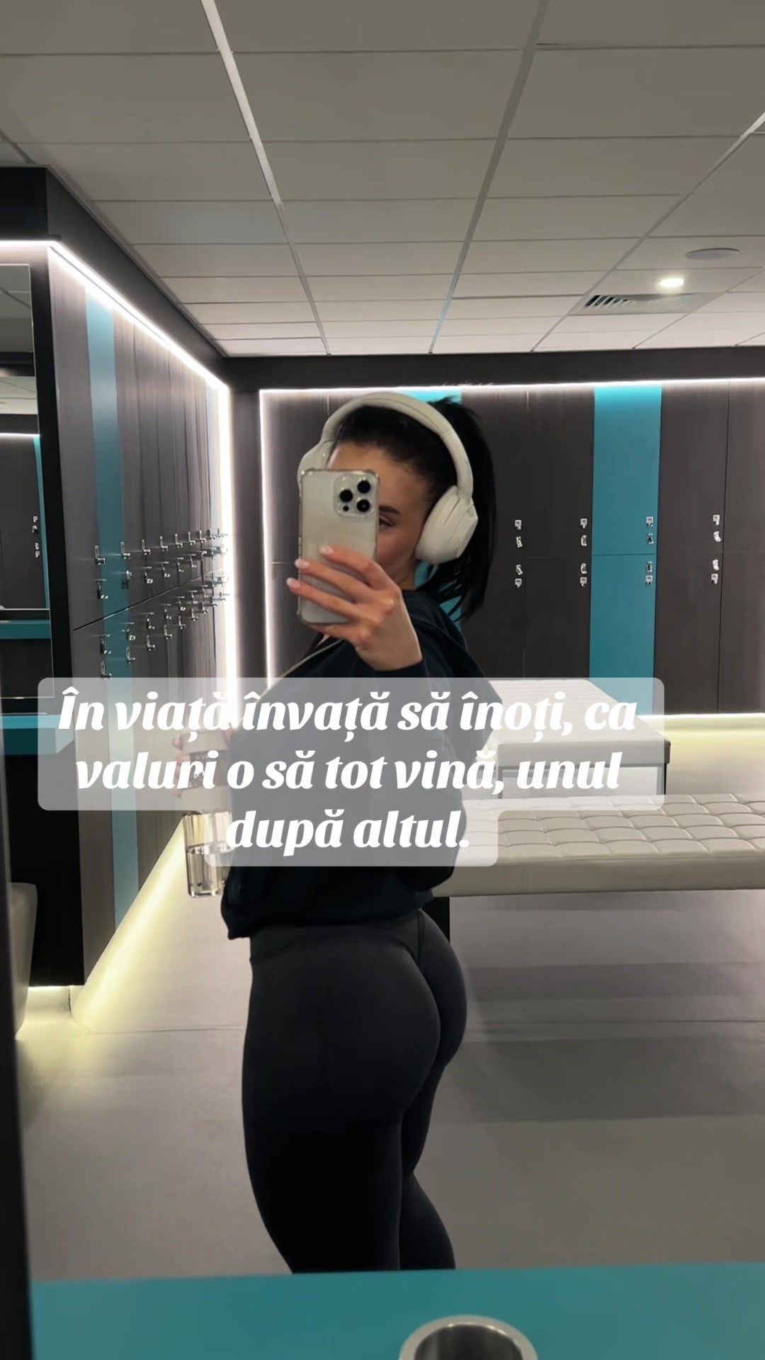 @Renata🖤