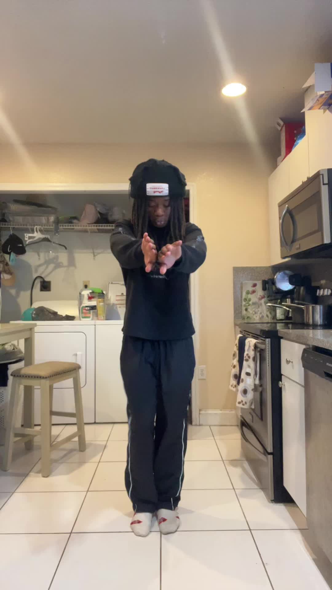 @leygeezz