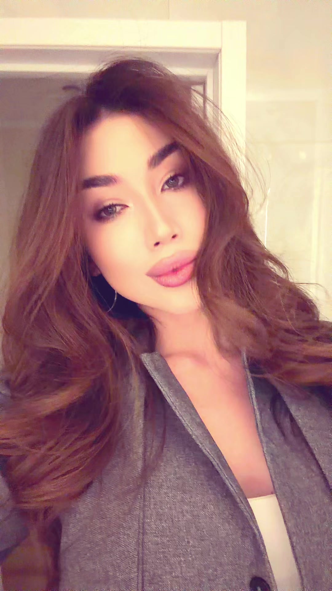 @Zhamilya Azilkhanova
