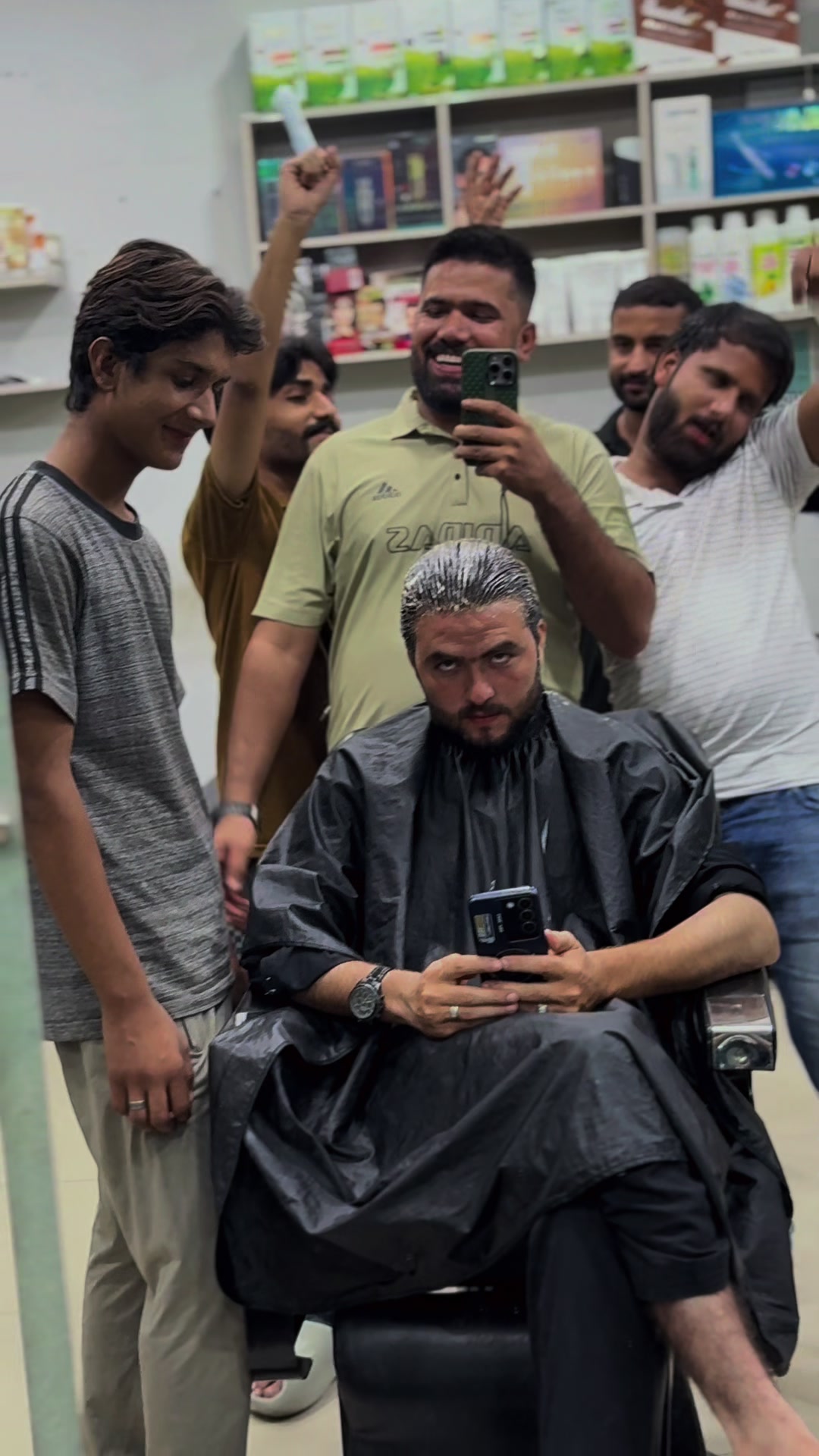 @adnanjango 💇12