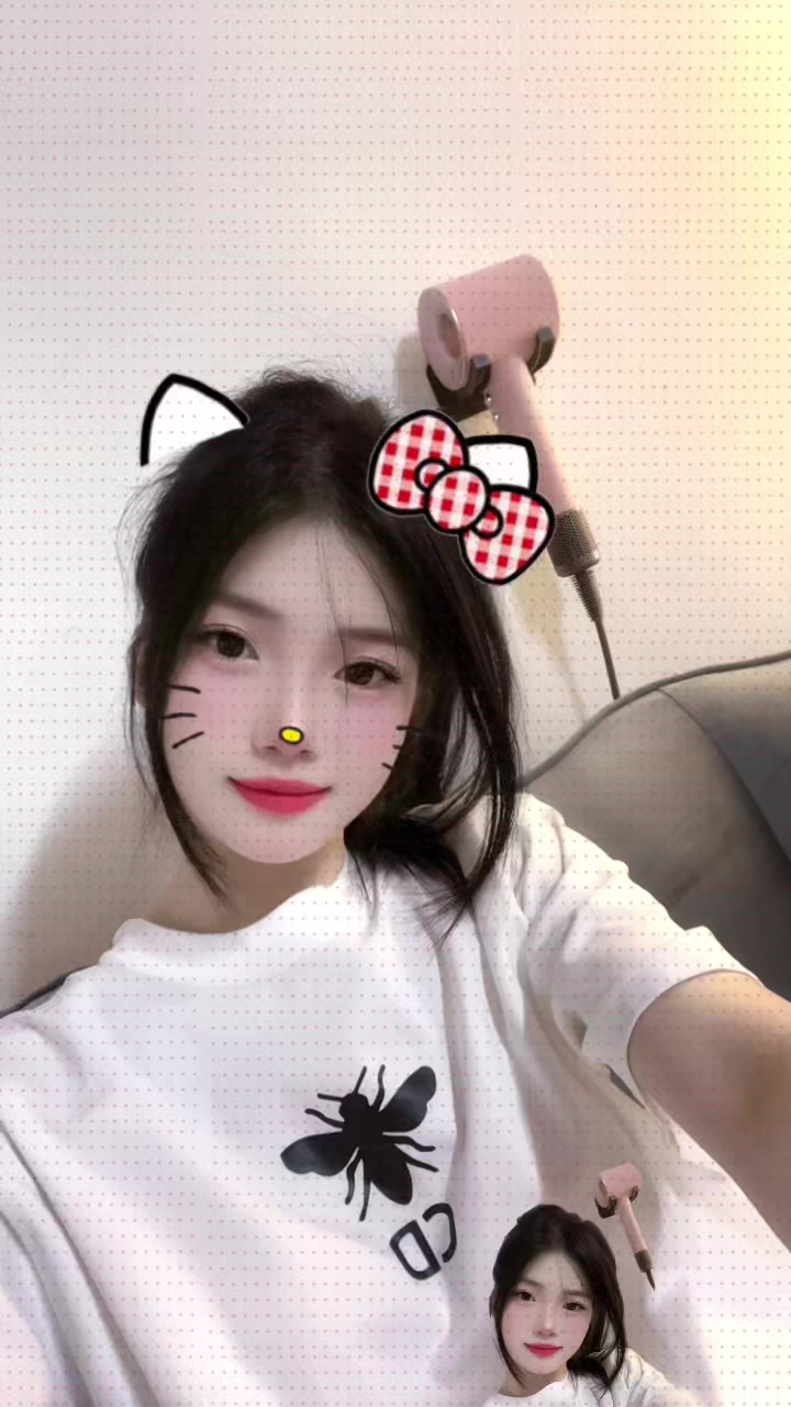 @Yến My Phạm 🎀