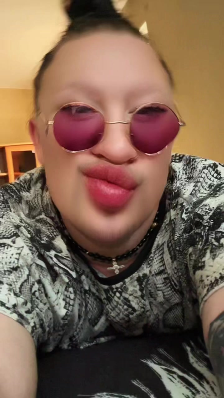 @Настя