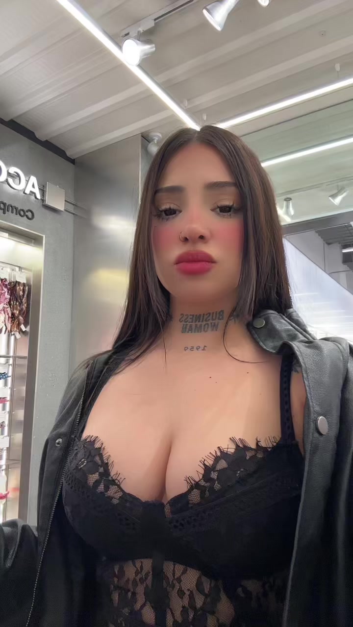 @brihana🕷️