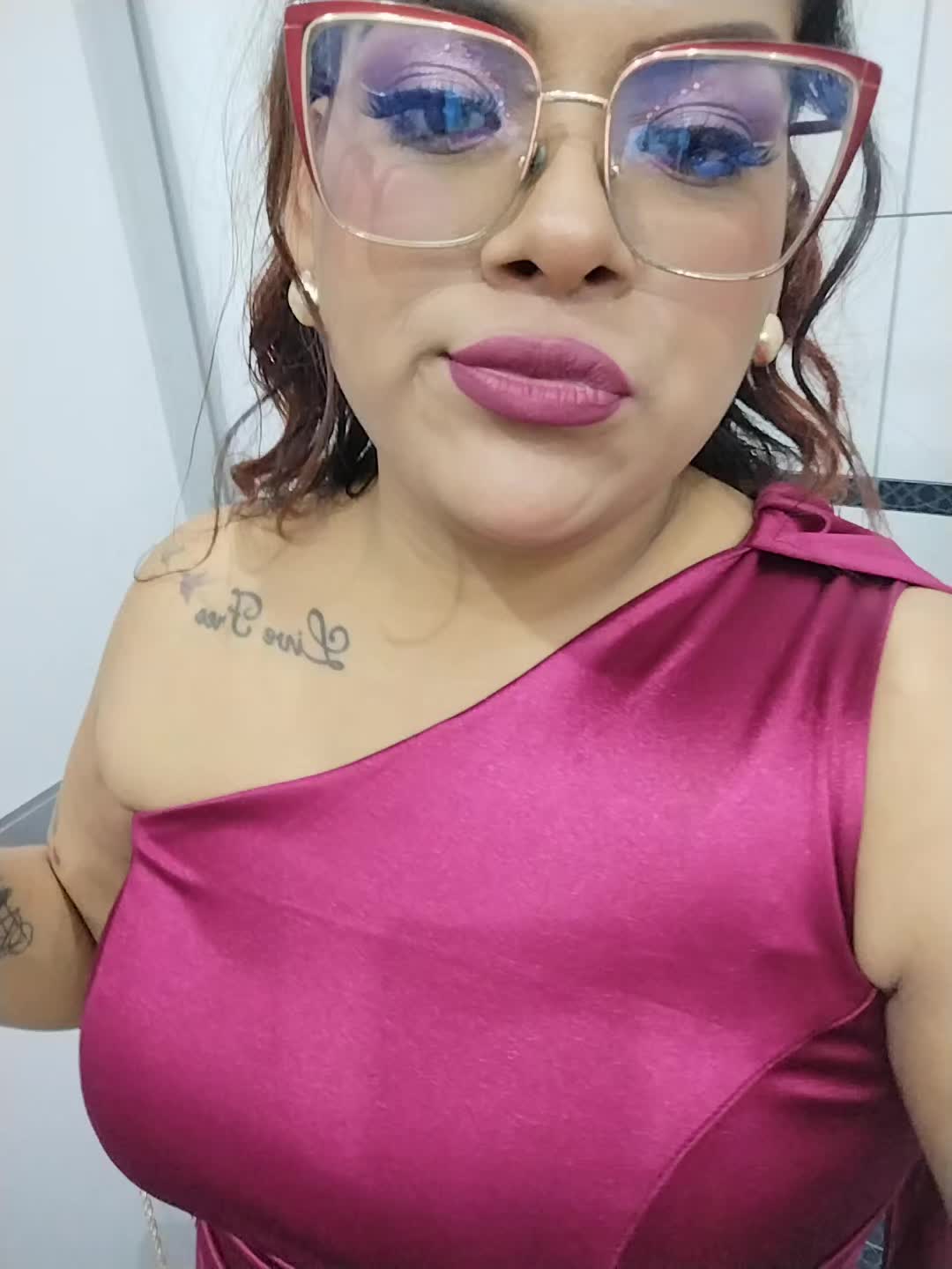 @✨🦋Yesi Salinas🦋✨