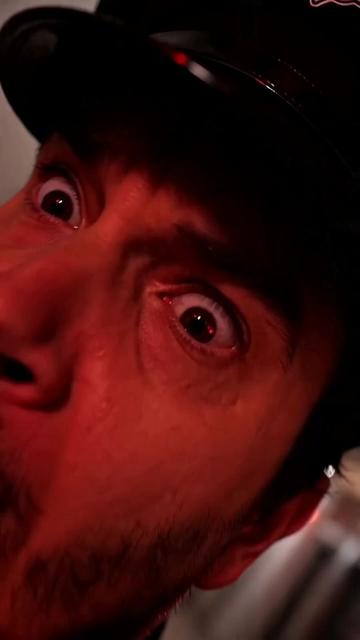 @Jonny_Applesauce