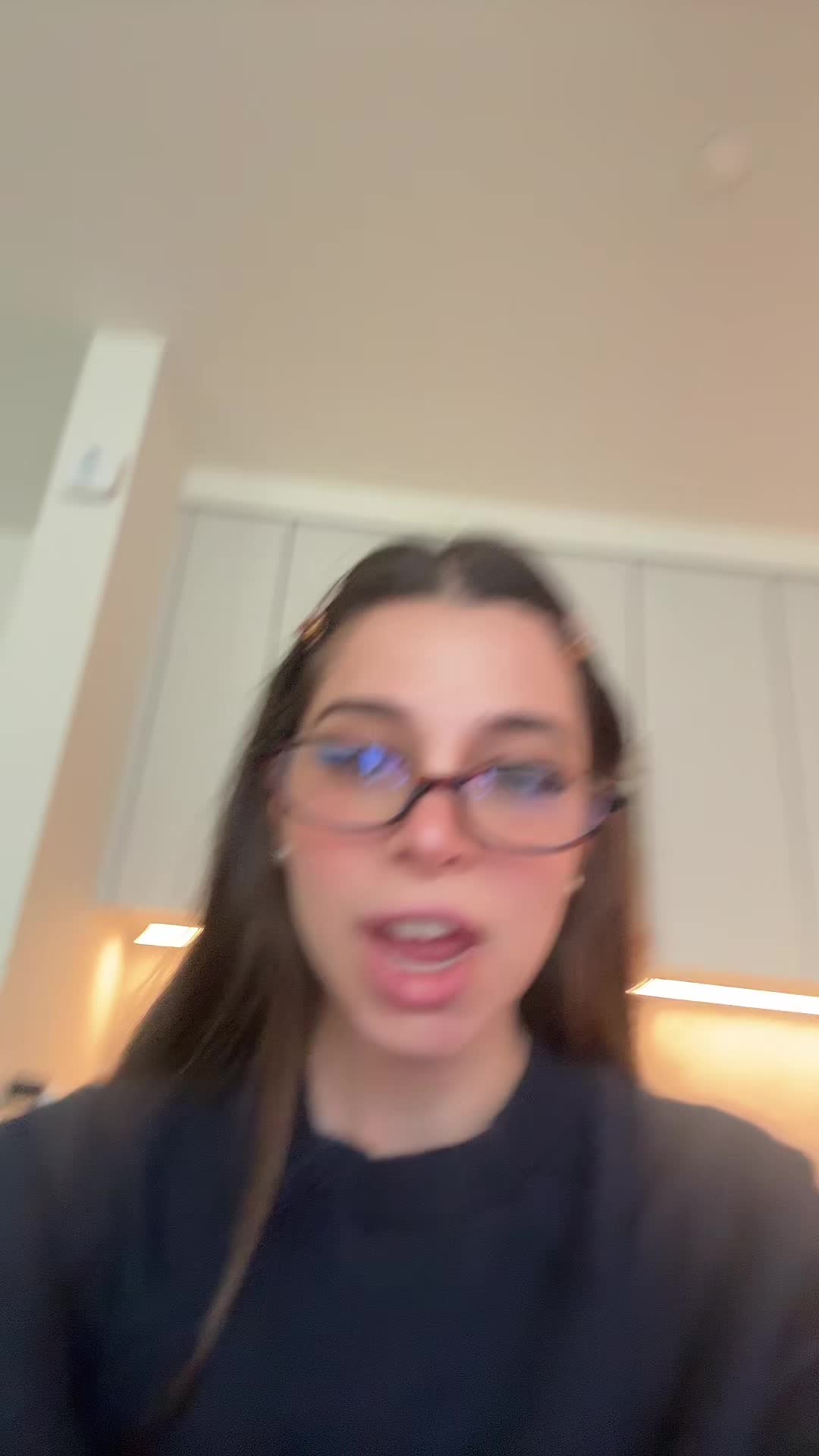 @hothighpriestess 🧿🤍