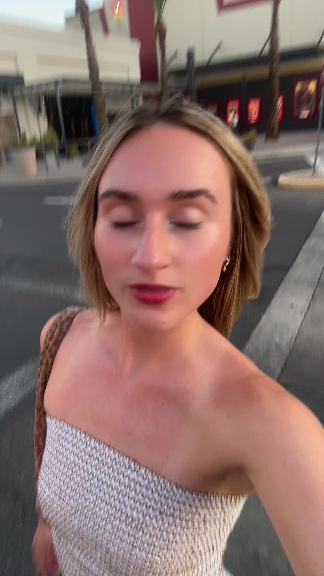 @Violet