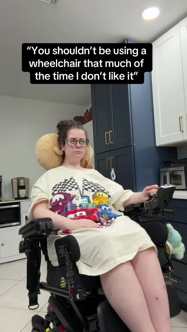 @Liv 👩🏻🦽