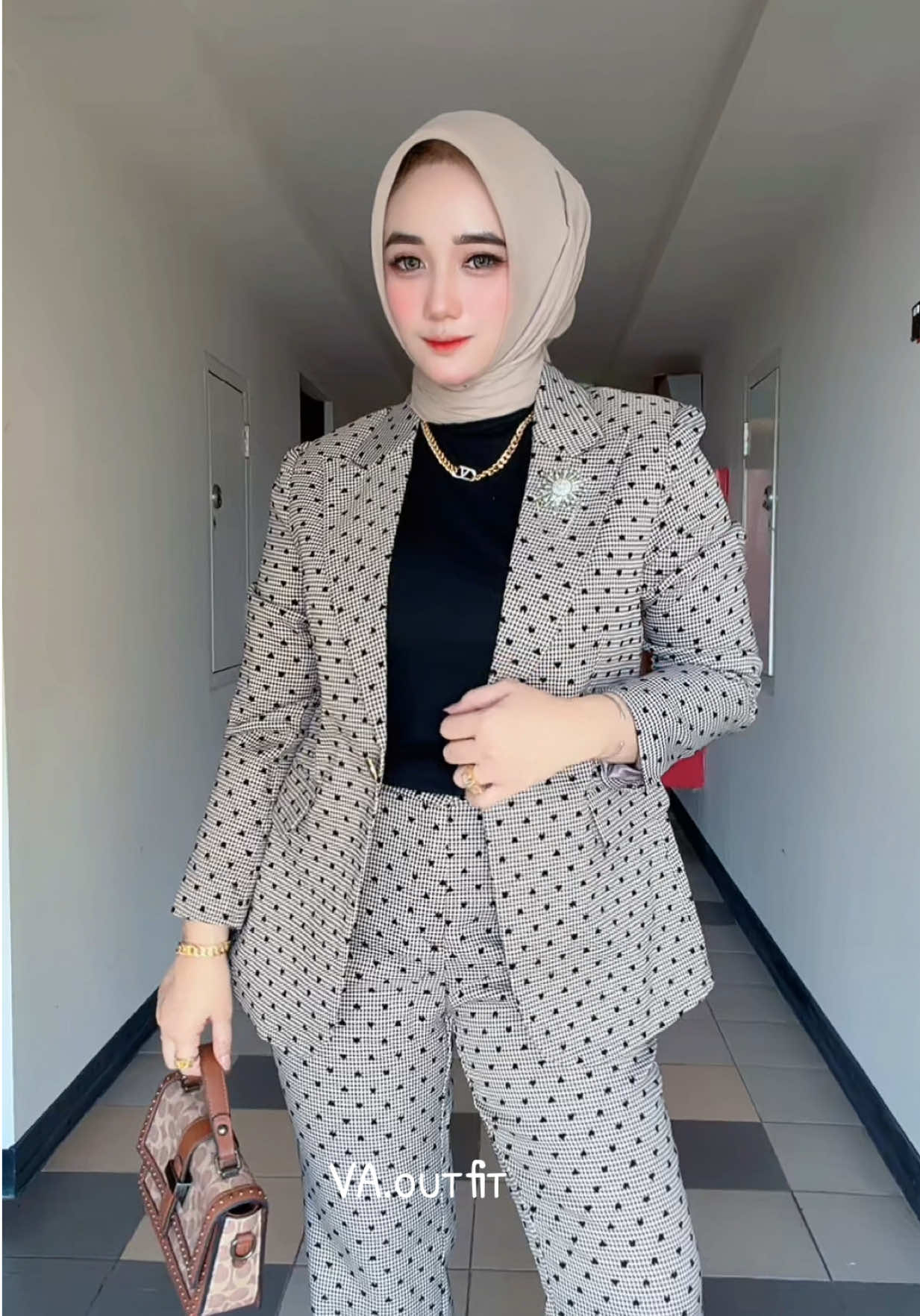 @Vaoutfit