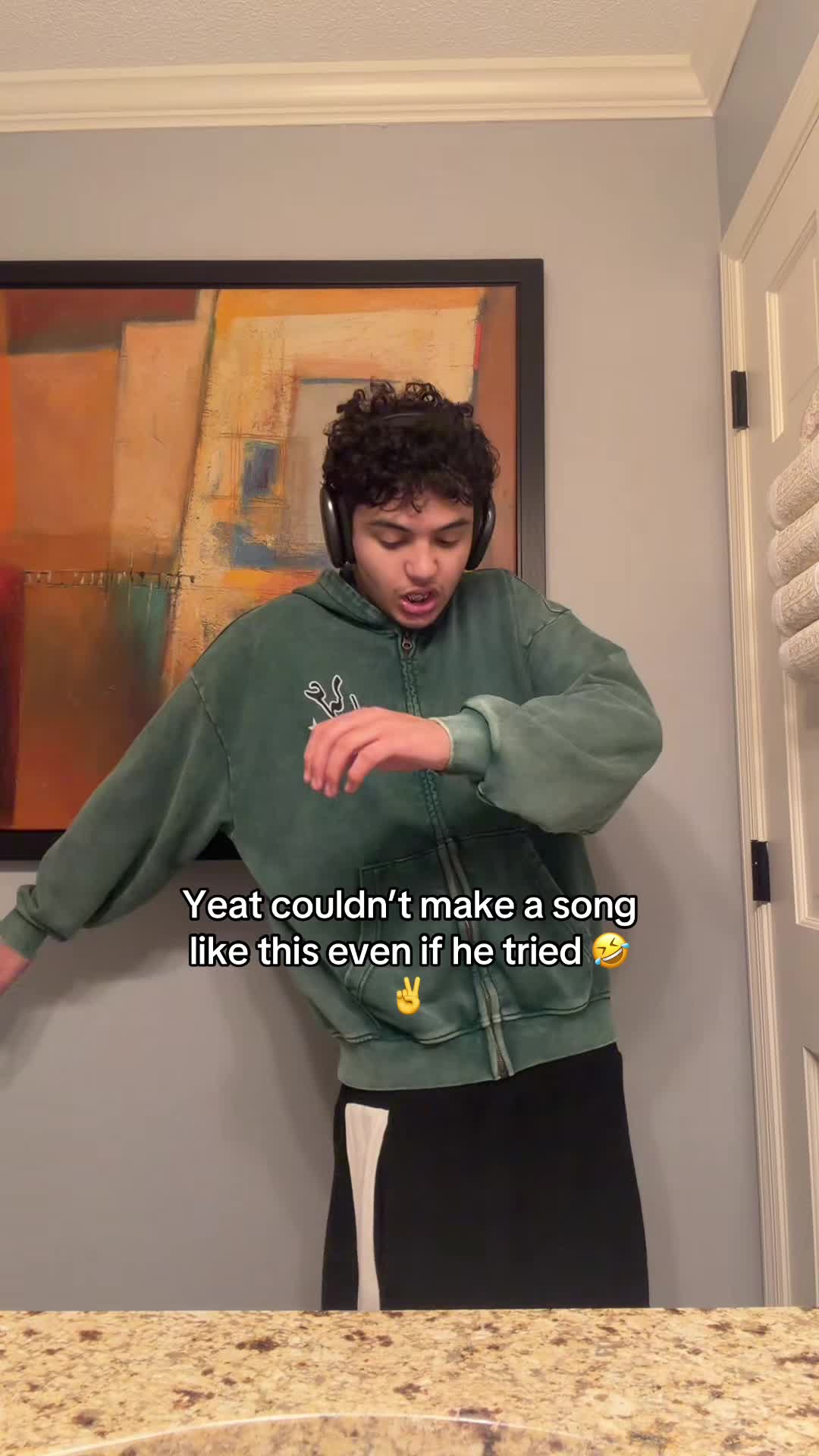 @Kayzo