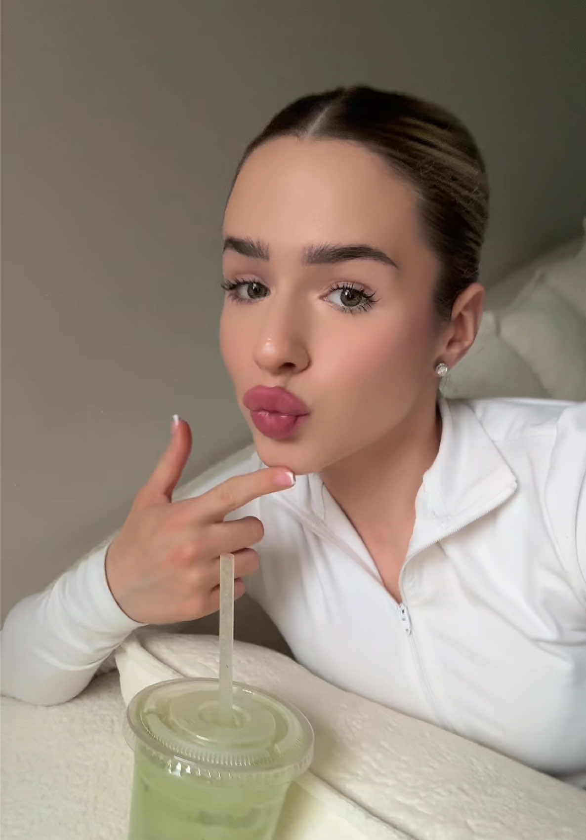 @B🧚🏻&zwj;♀️