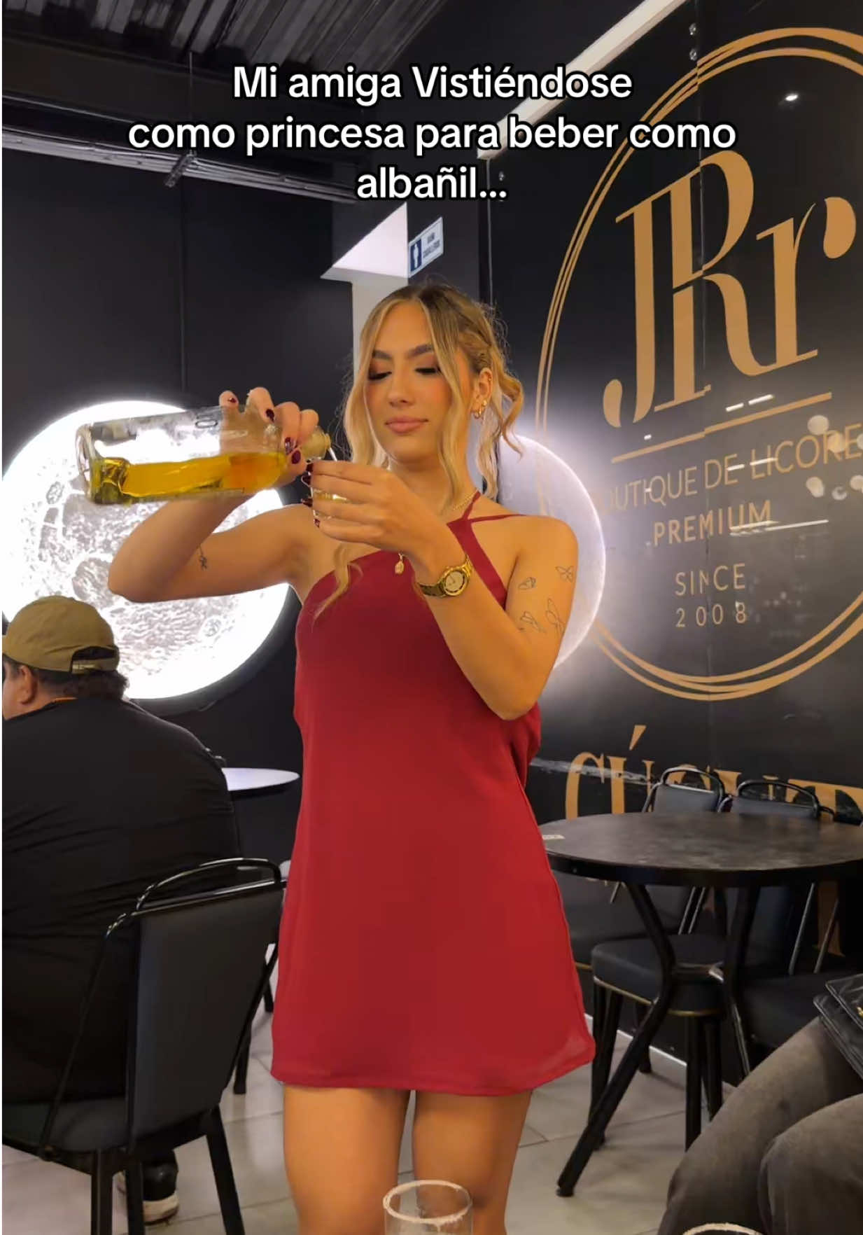 @Karen García