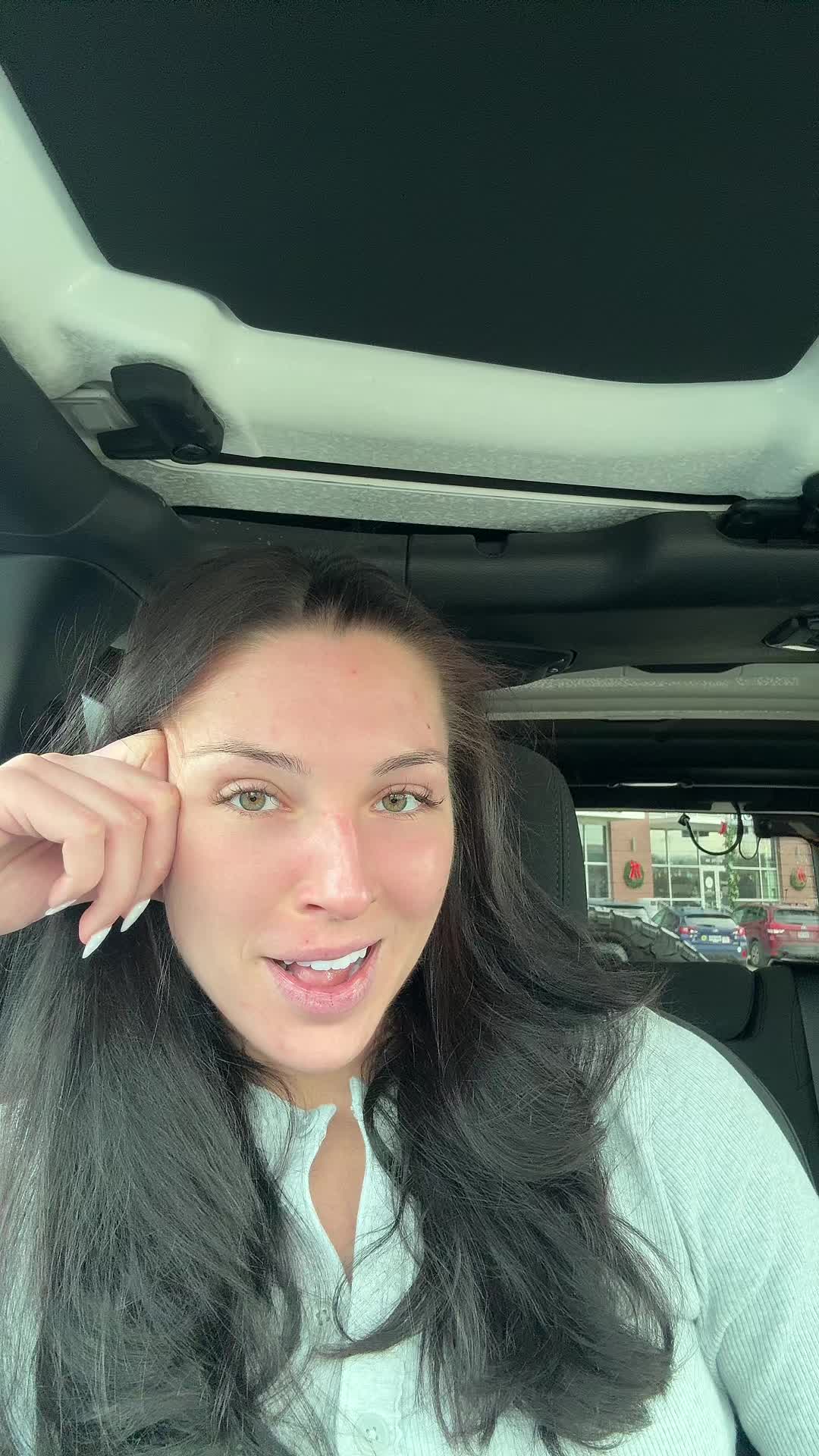 @_alliegray