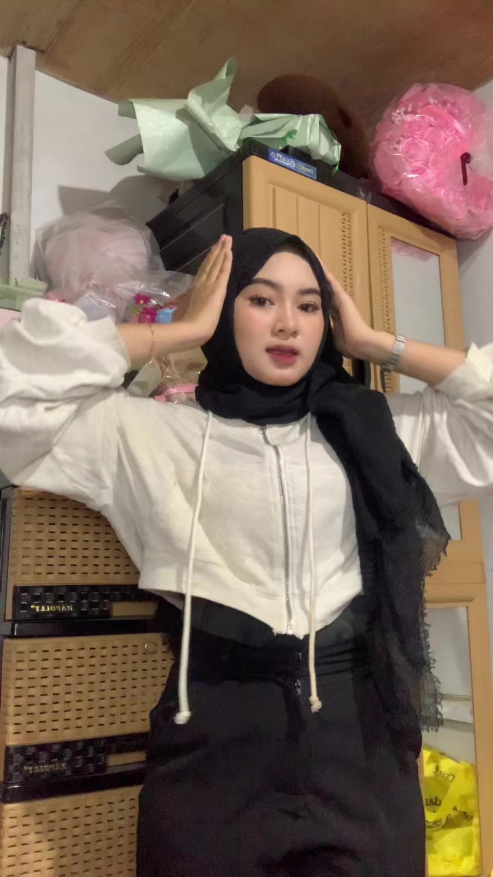 @adelll