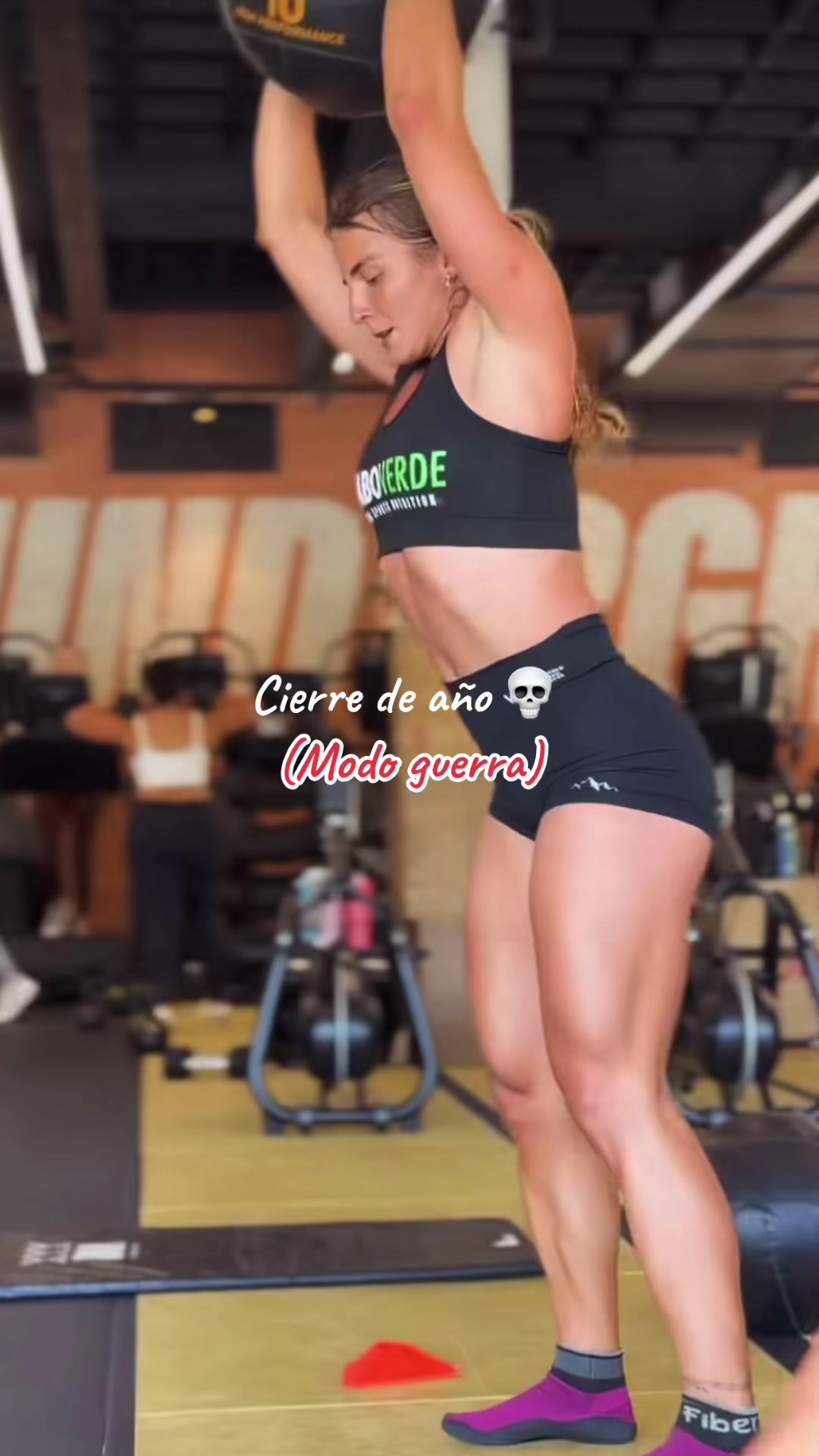@Vane Garcia 🦋