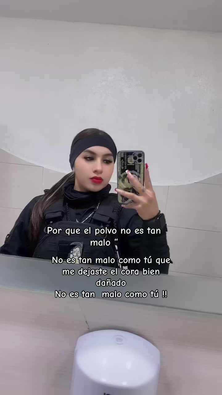 @🍒Kary 👮♀️💙