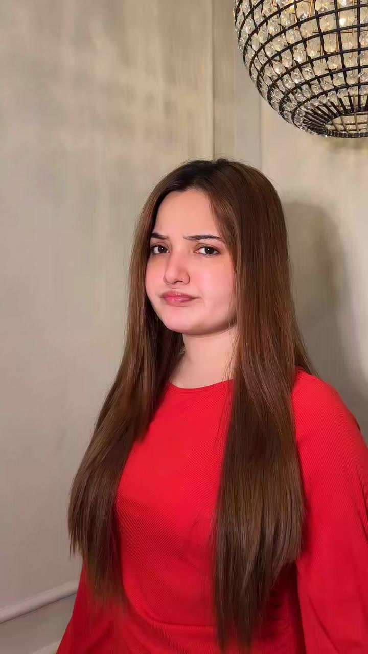 @Mr and Mrs Hussain tareen ♥️😍