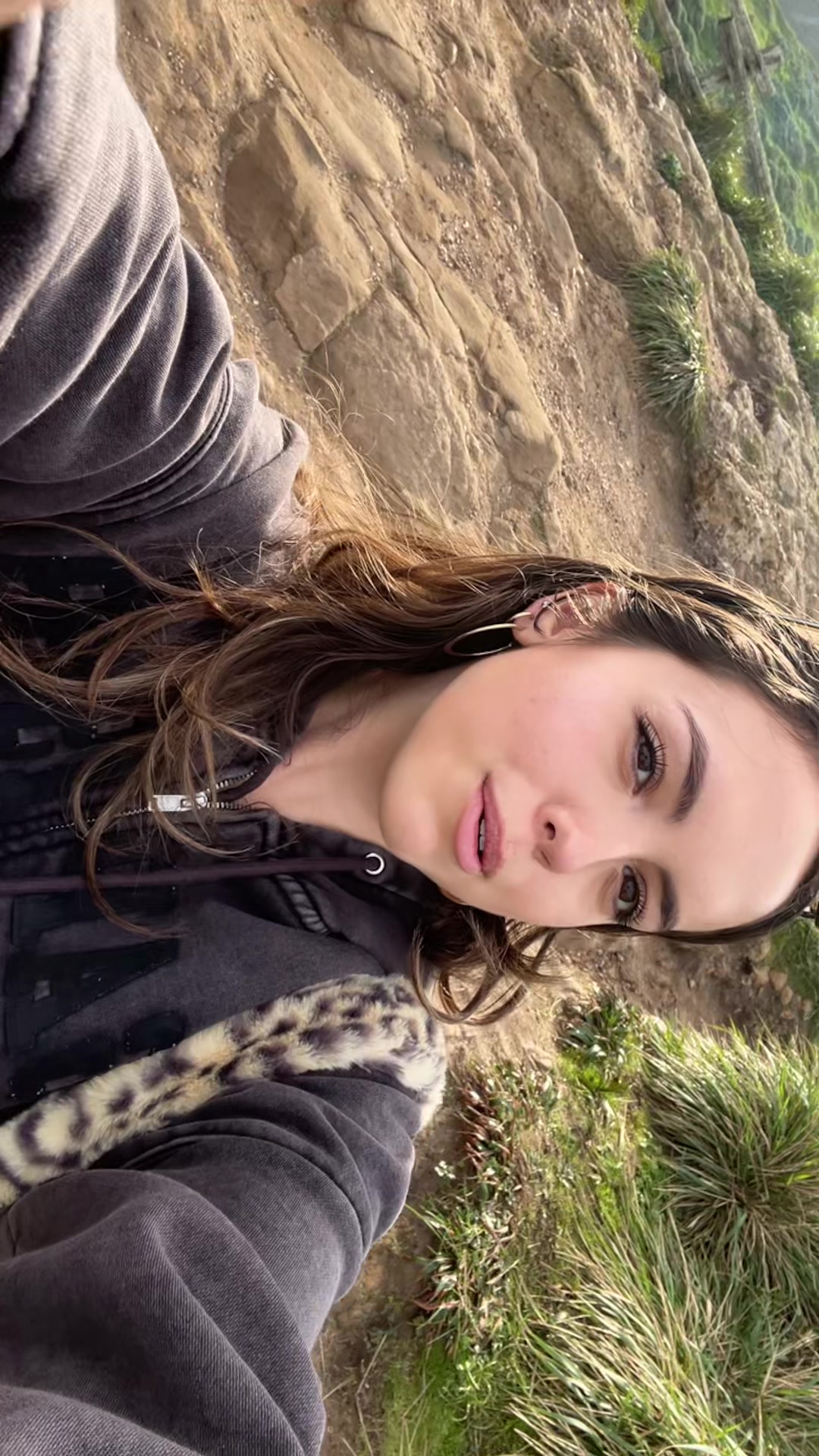 @Elisa