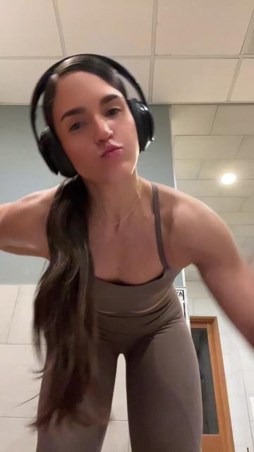 @JackieBattleFit