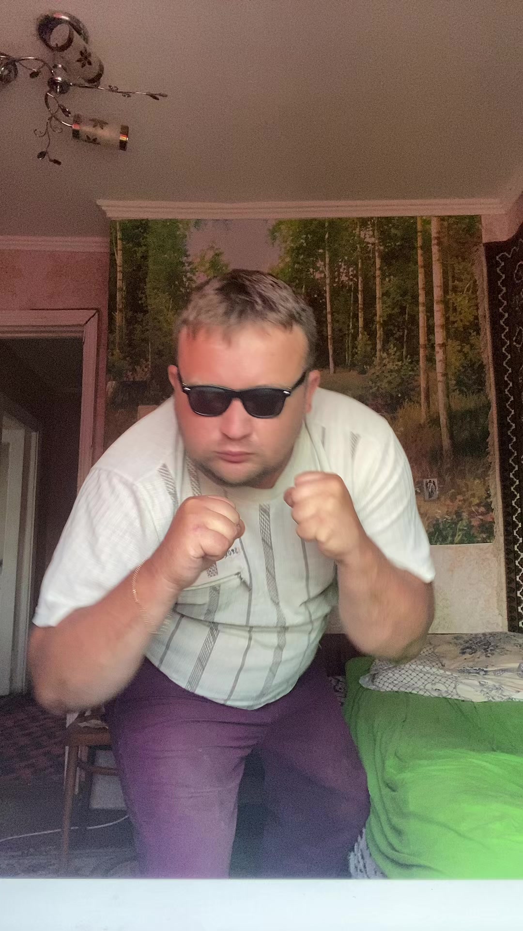@Богдан😊