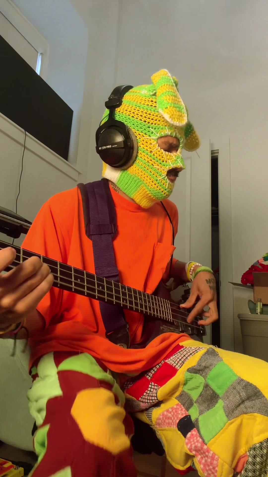 @mononeon