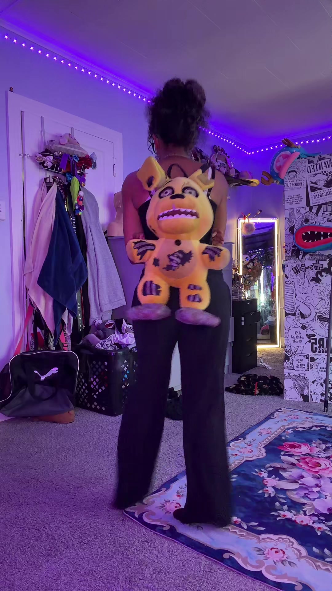 @twitch.tv/uriiblurry