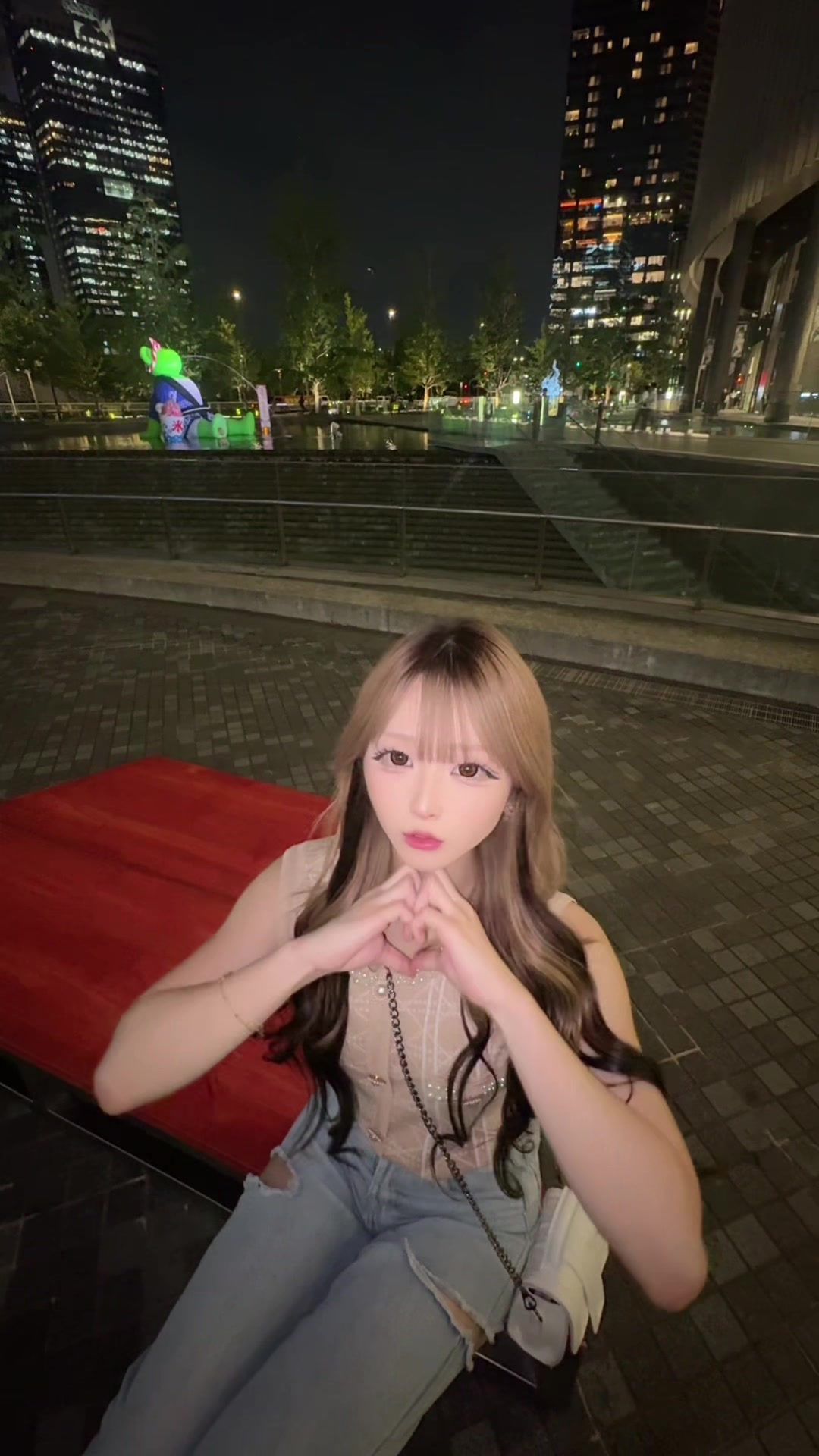 @ぴーこに