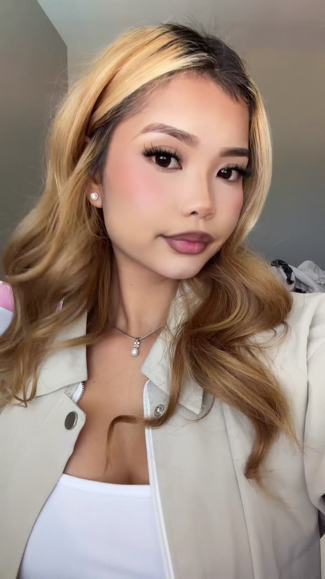 @xoli6nn