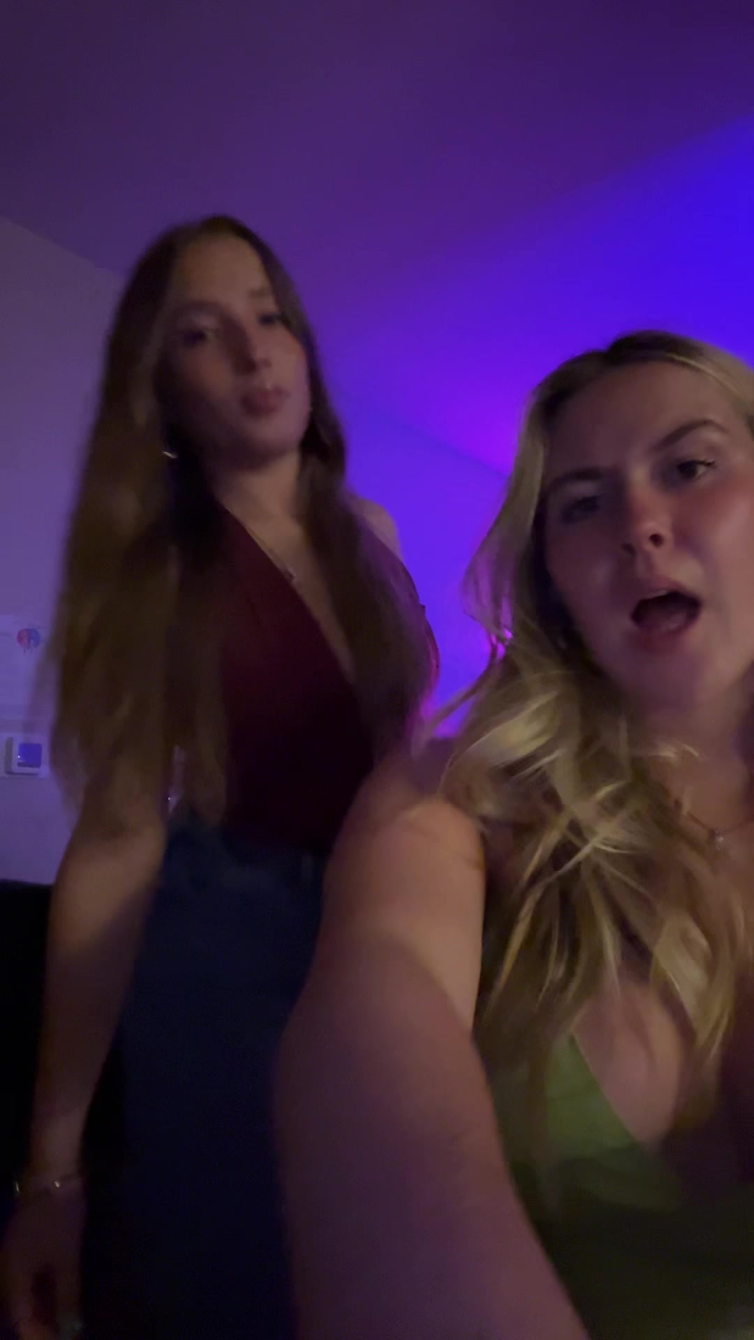 @gi