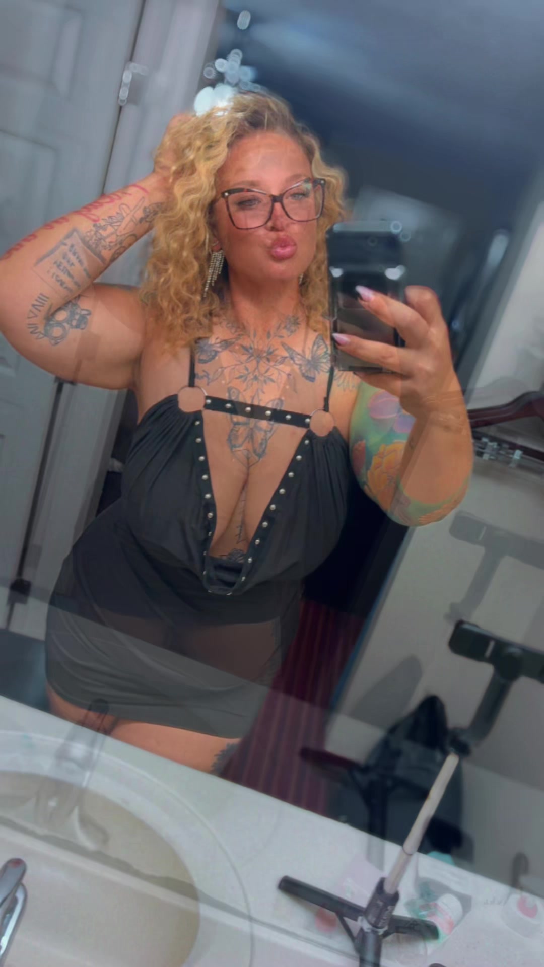 @BlueCollarBaddie 🤟🏼🫶🏼