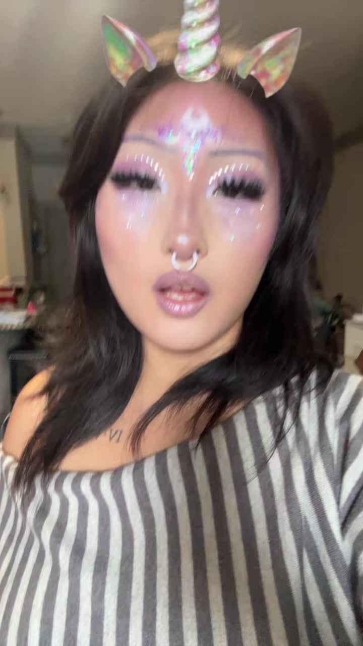 @༺♱༻