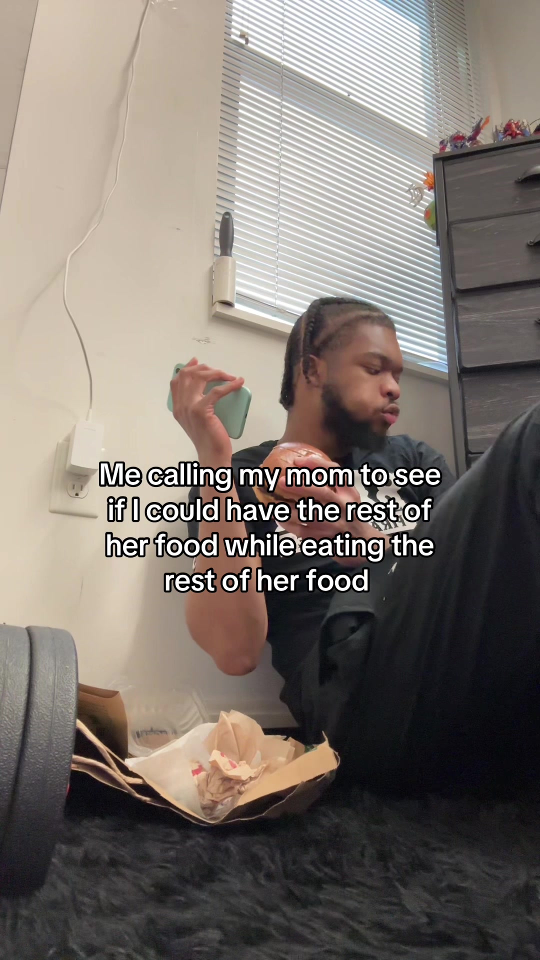 @￼