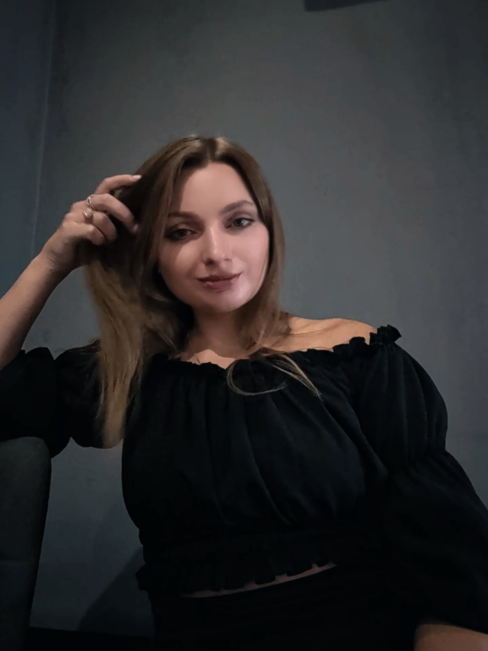 @𝓥𝓲𝓴𝓽𝓸𝓻𝓲𝓪𝓴𝓪𝓹 ♡