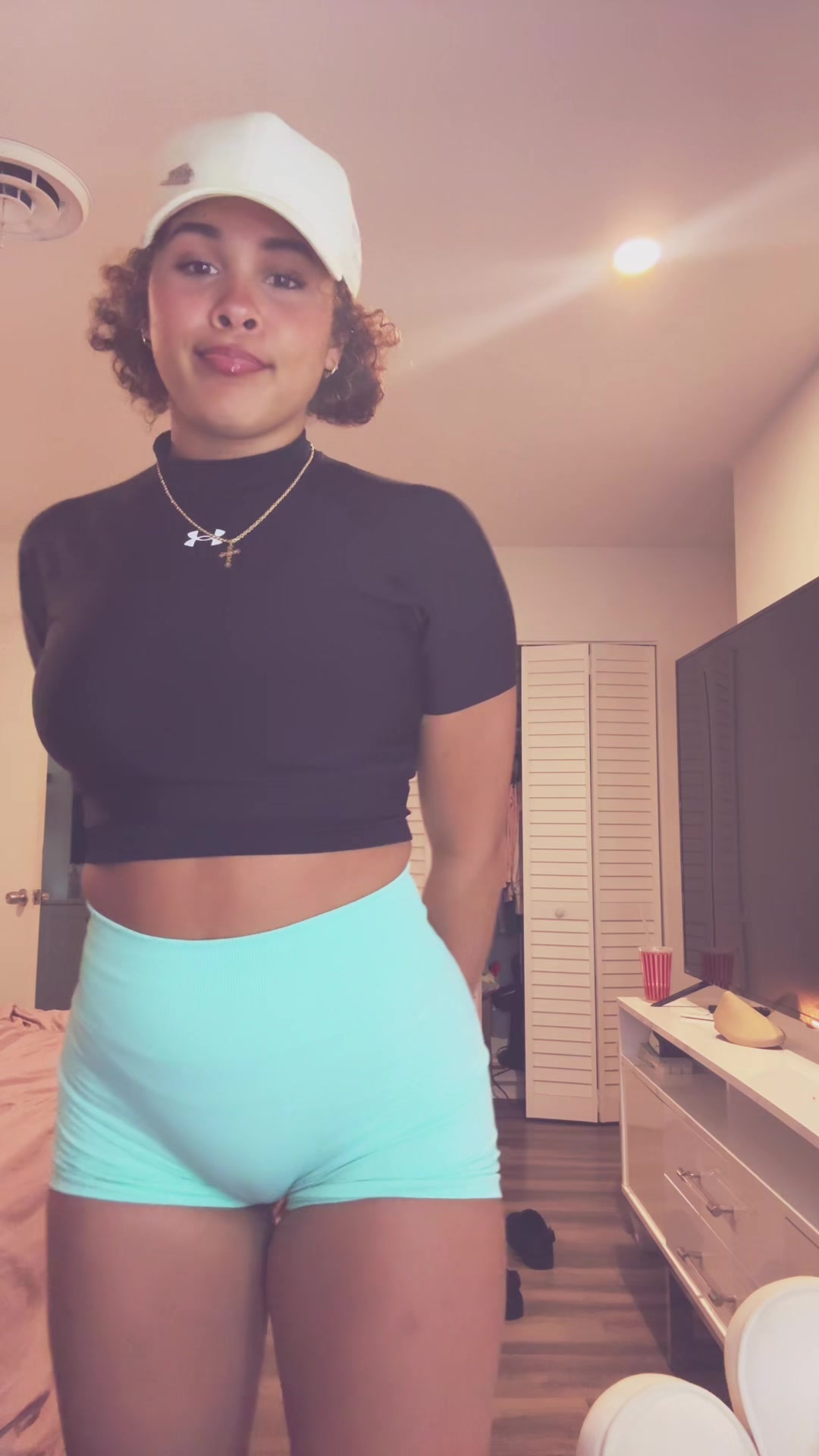 @Mia.nnaaa