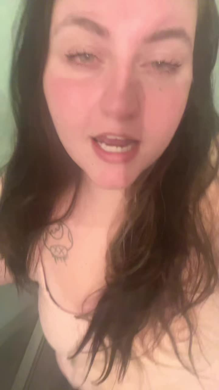 @Dani 🐰😍🎃👻