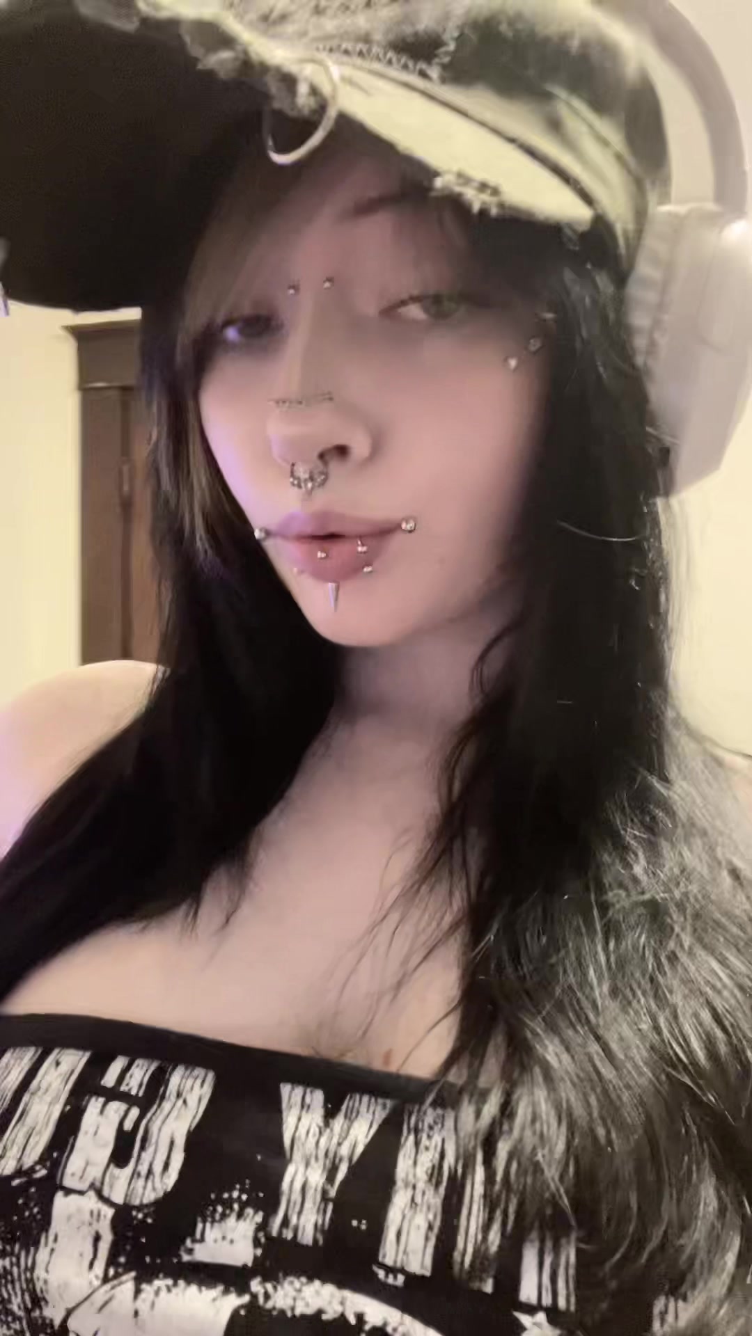 @Haily🗝️