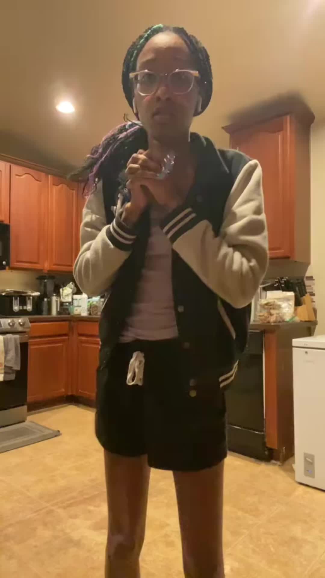 @Shayla