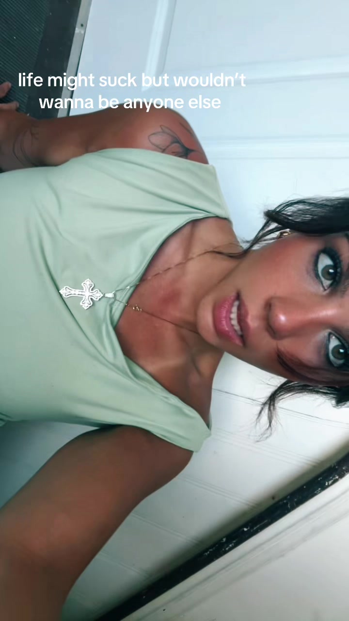 @sweeetkarolinee