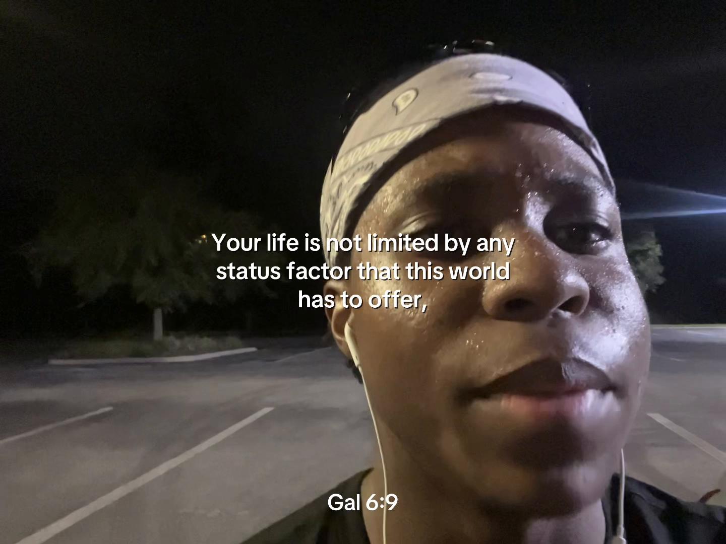 @ncklghtnmnt