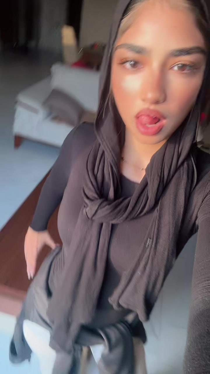 @๐ฅฅ
