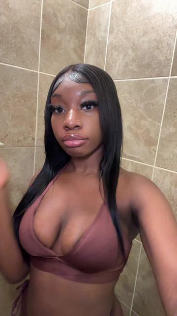 @zaniyah 🎀