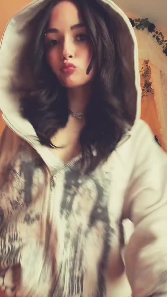 @amara⋆ ˚｡⋆౨ৎ˚