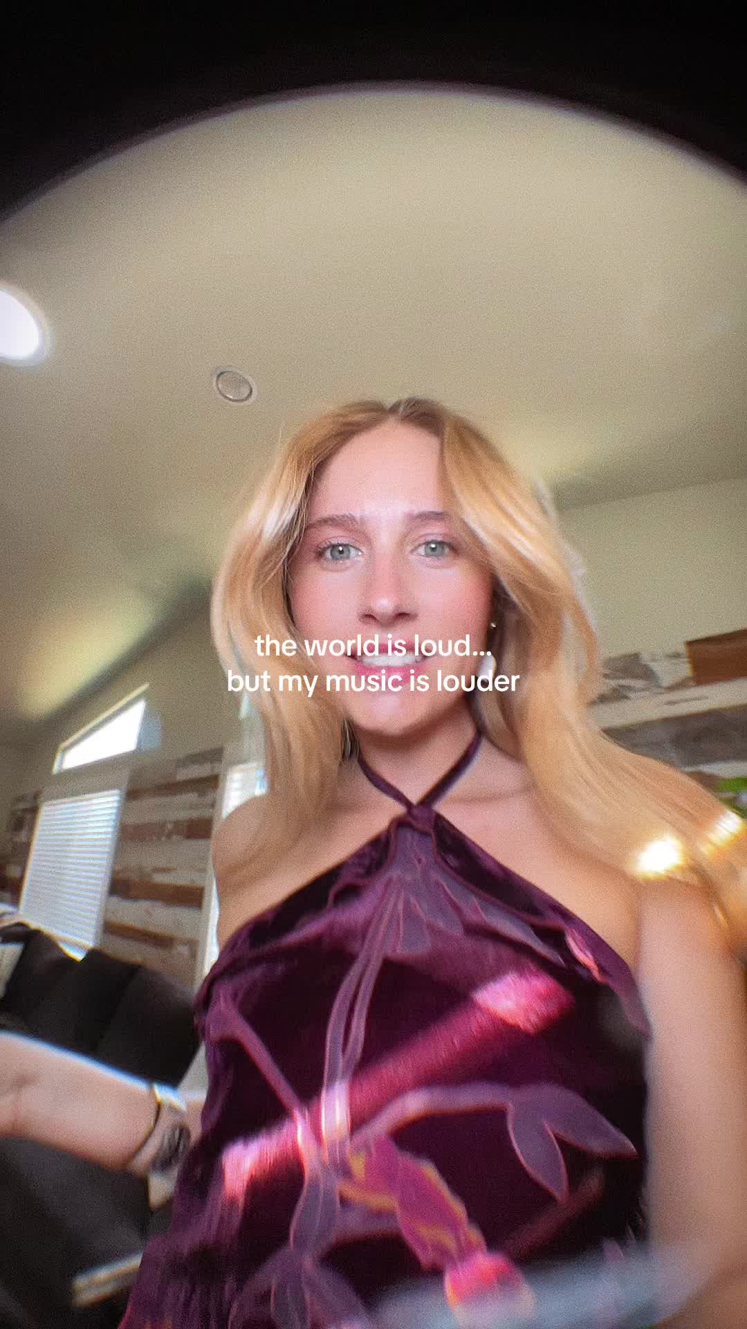 @kelseykinch