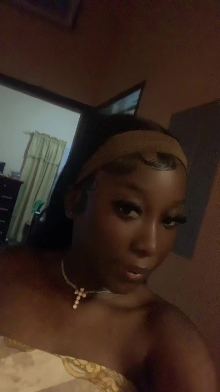 @_draggaprincess💰
