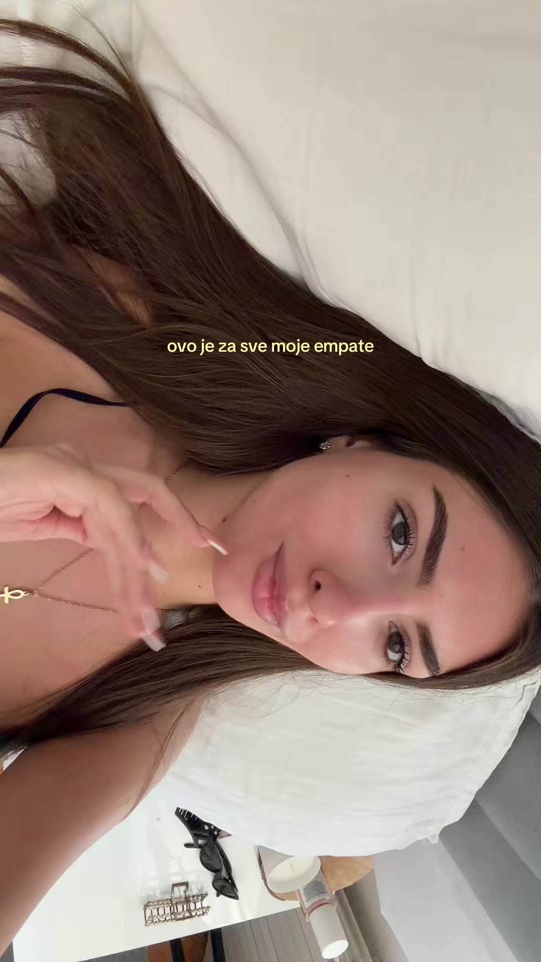 @Nina 𓃩